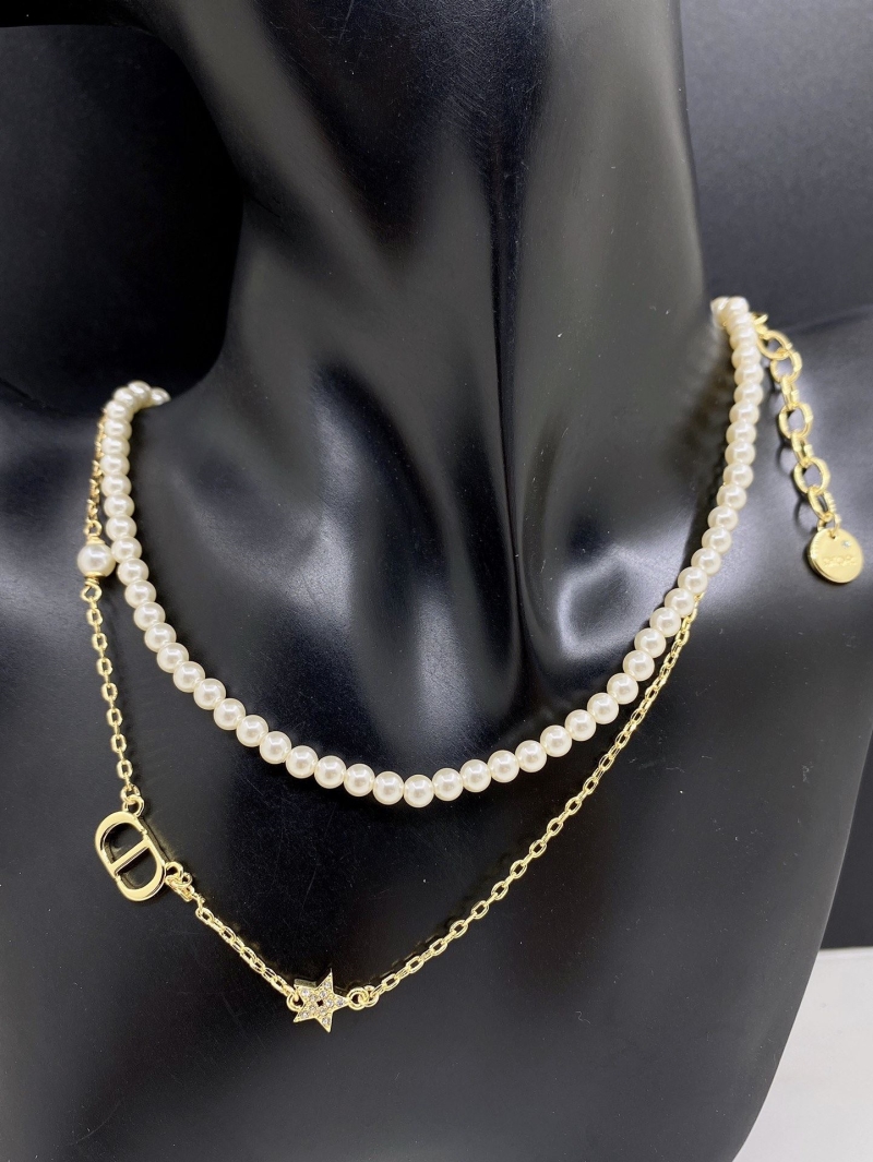 chr1st1an D10r necklaces